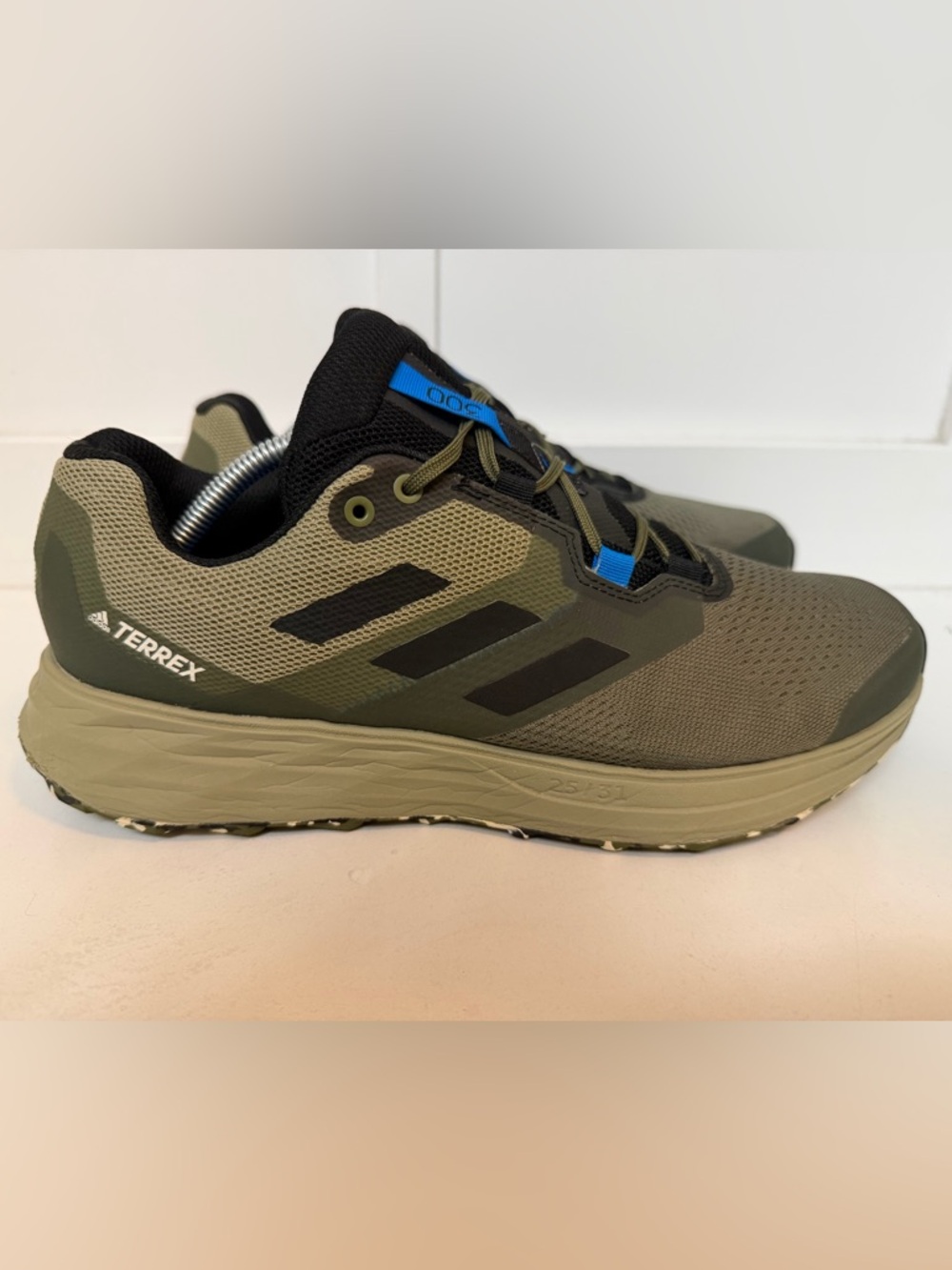 Adidas Terrex Two Flow Trail Running Shoes H05844 Focus Olive Men’s Size 11.5